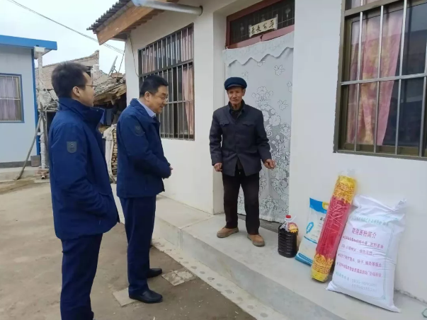 mk官方网站-mk官方网站-首页
深入帮扶村开展春节慰问(图2)